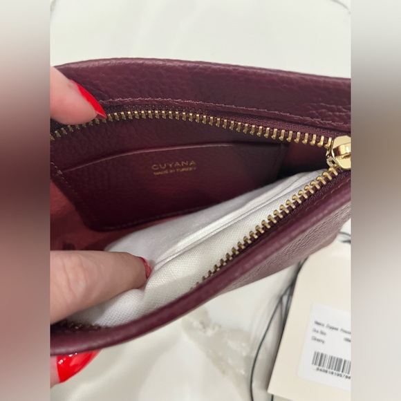 Cuyana Nano Zipper Pouch in Cherry NWT - Picture 3 of 12
